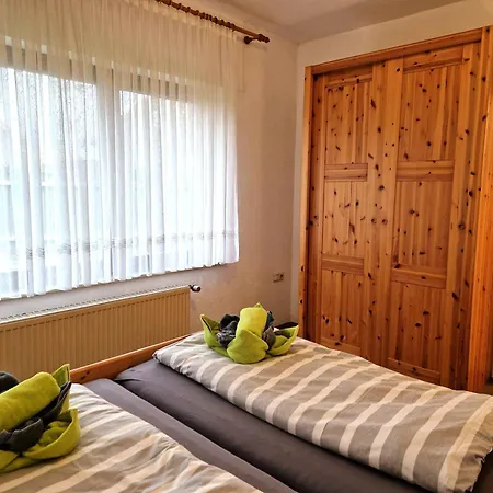 Gaestehaus Kuehn Warft 01 Eg